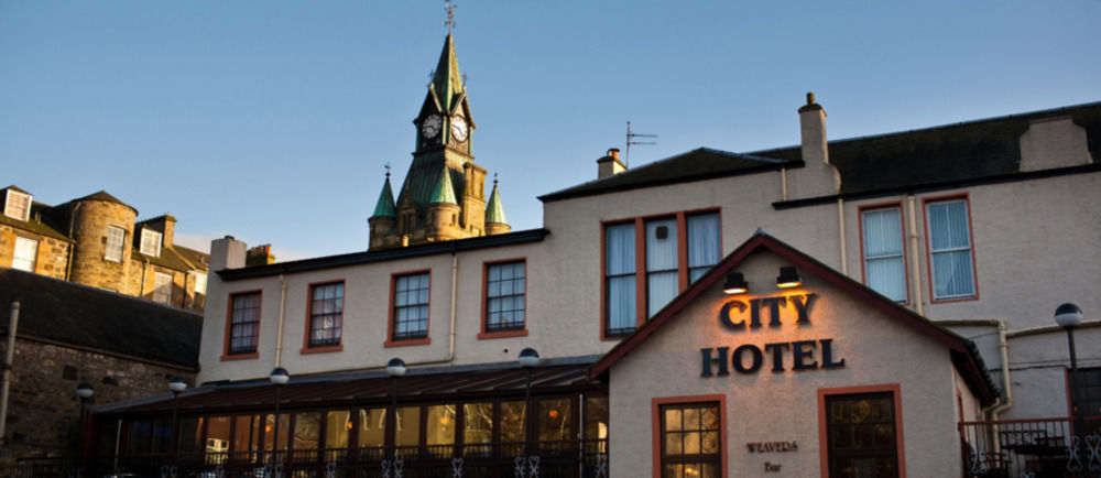 The City Hotel ดันเฟิร์มลิน ภายนอก รูปภาพ